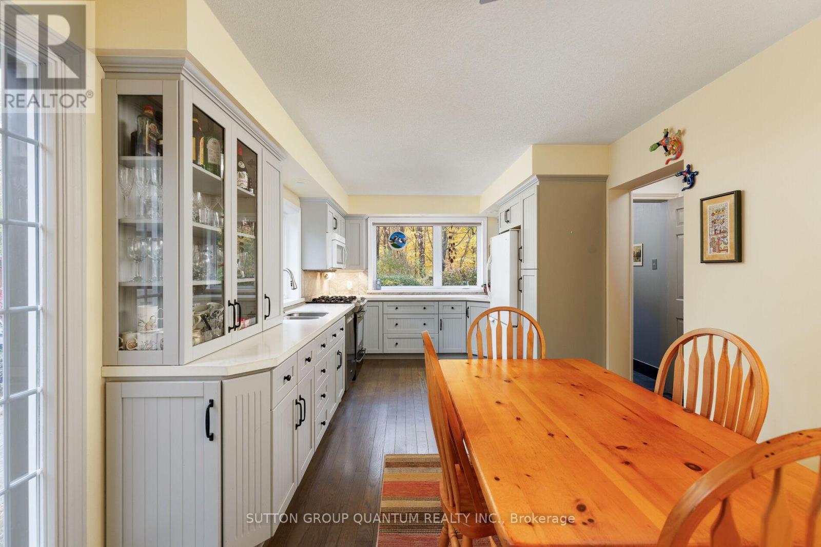 2977 Inlake Court, Mississauga, Ontario  L5N 2A4 - Photo 24 - W12529680