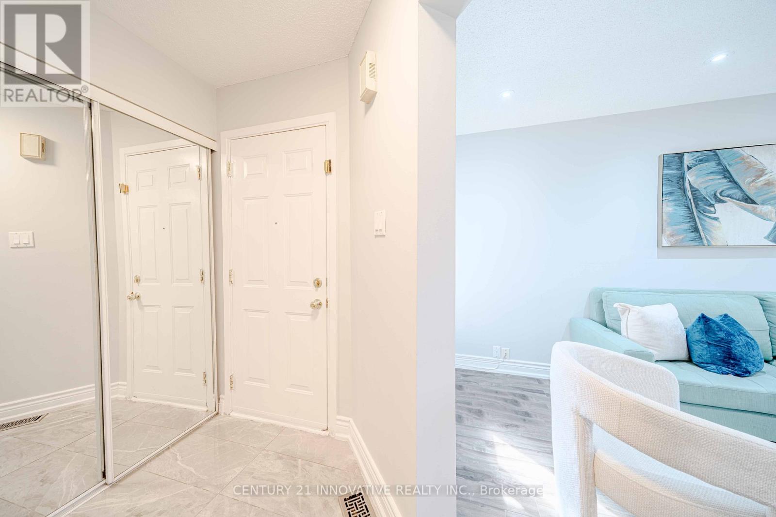 122 Cutters Crescent, Brampton, Ontario  L6Y 4J8 - Photo 10 - W12529690