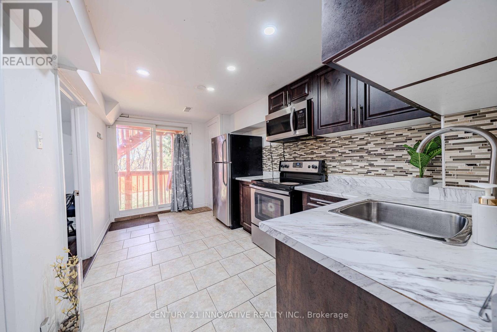 122 Cutters Crescent, Brampton, Ontario  L6Y 4J8 - Photo 40 - W12529690