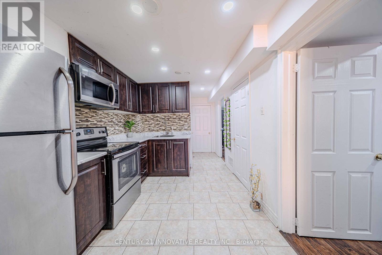 122 Cutters Crescent, Brampton, Ontario  L6Y 4J8 - Photo 42 - W12529690