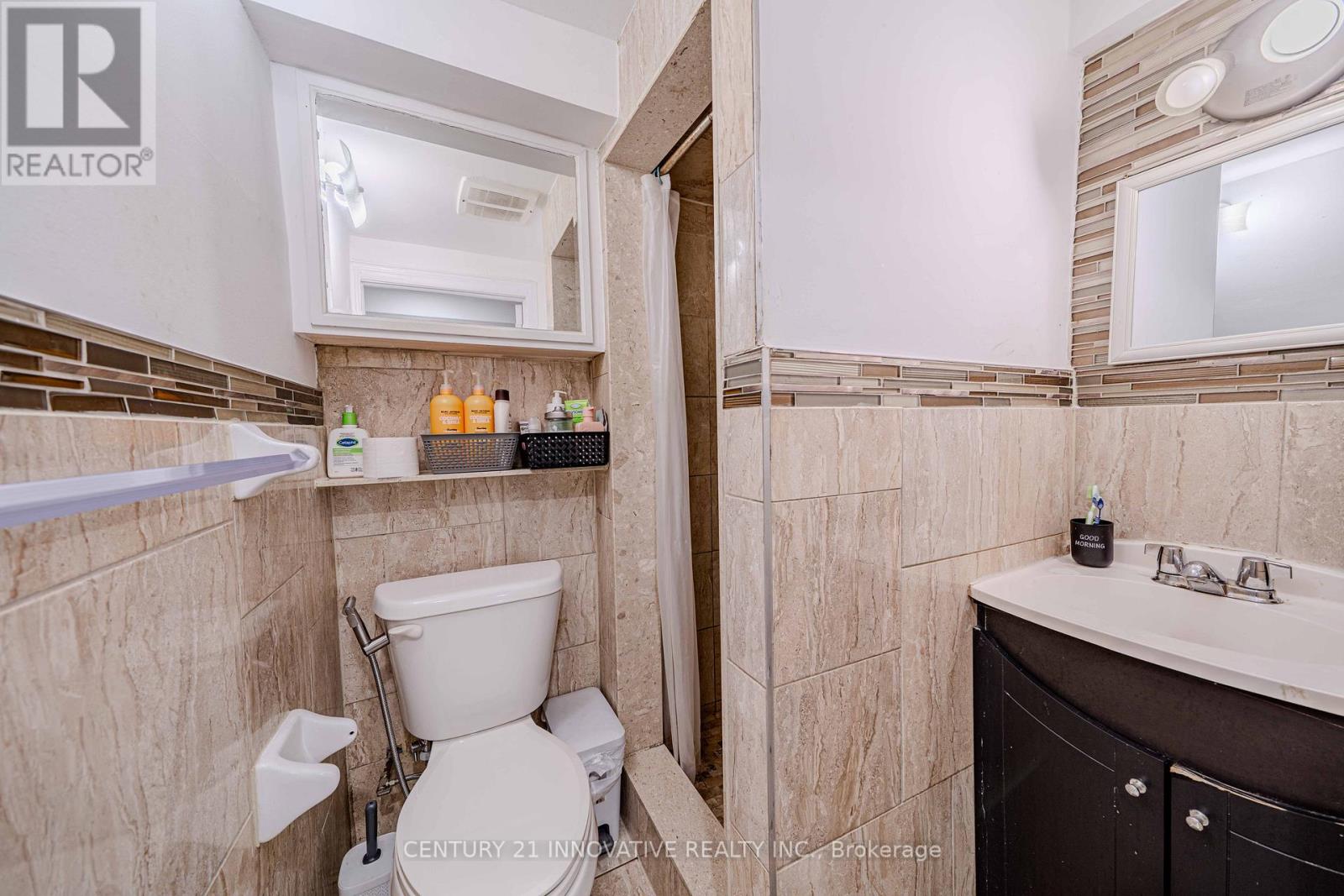 122 Cutters Crescent, Brampton, Ontario  L6Y 4J8 - Photo 48 - W12529690