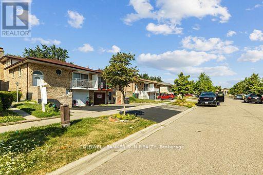 38 Fallway Road, Brampton, Ontario  L6V 3H2 - Photo 3 - W12529730
