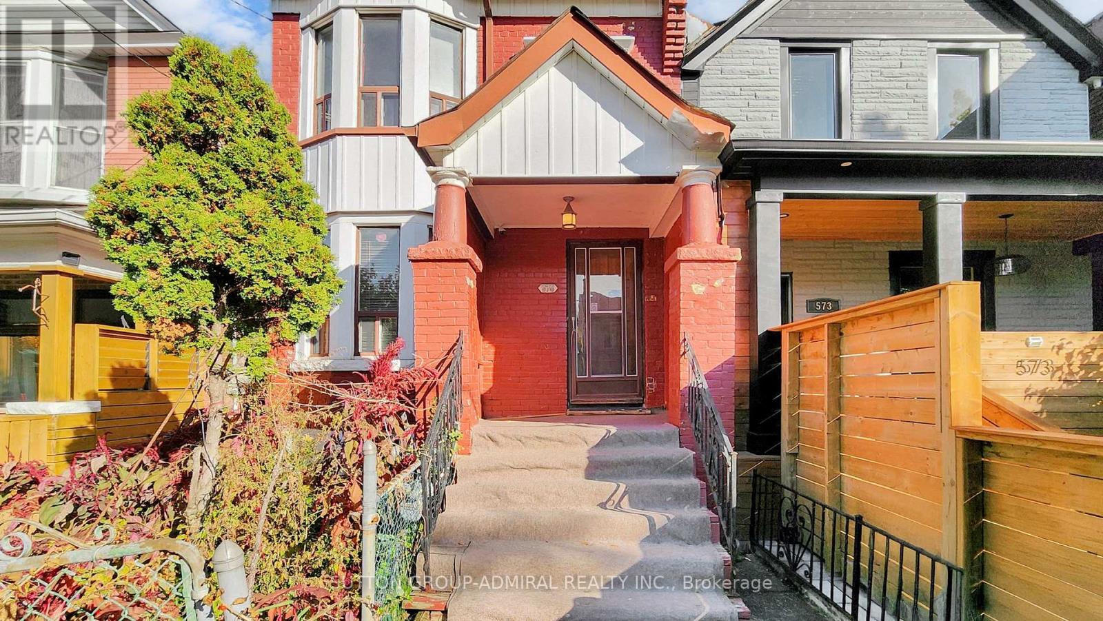 575 St Clarens Avenue, Toronto, Ontario  M6H 3W8 - Photo 3 - W12529732