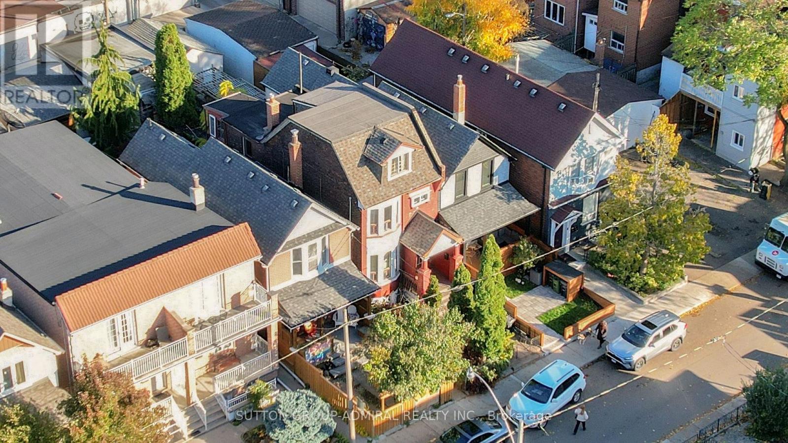 575 St Clarens Avenue, Toronto, Ontario  M6H 3W8 - Photo 44 - W12529732