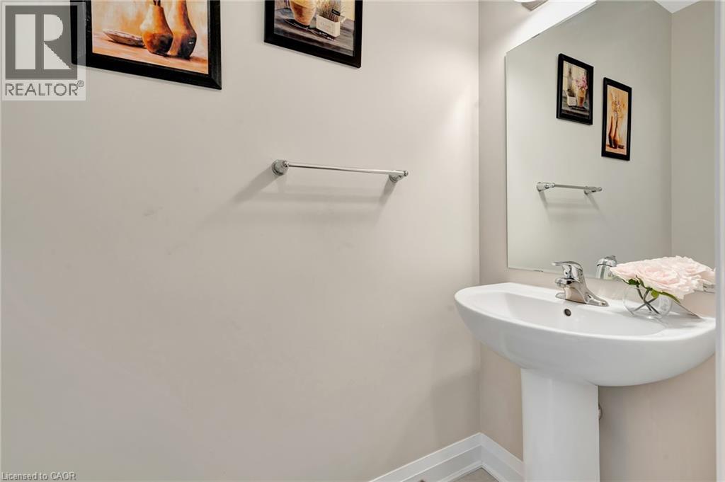 592 Mayapple Street, Waterloo, Ontario  N2V 0E3 - Photo 6 - 40787201