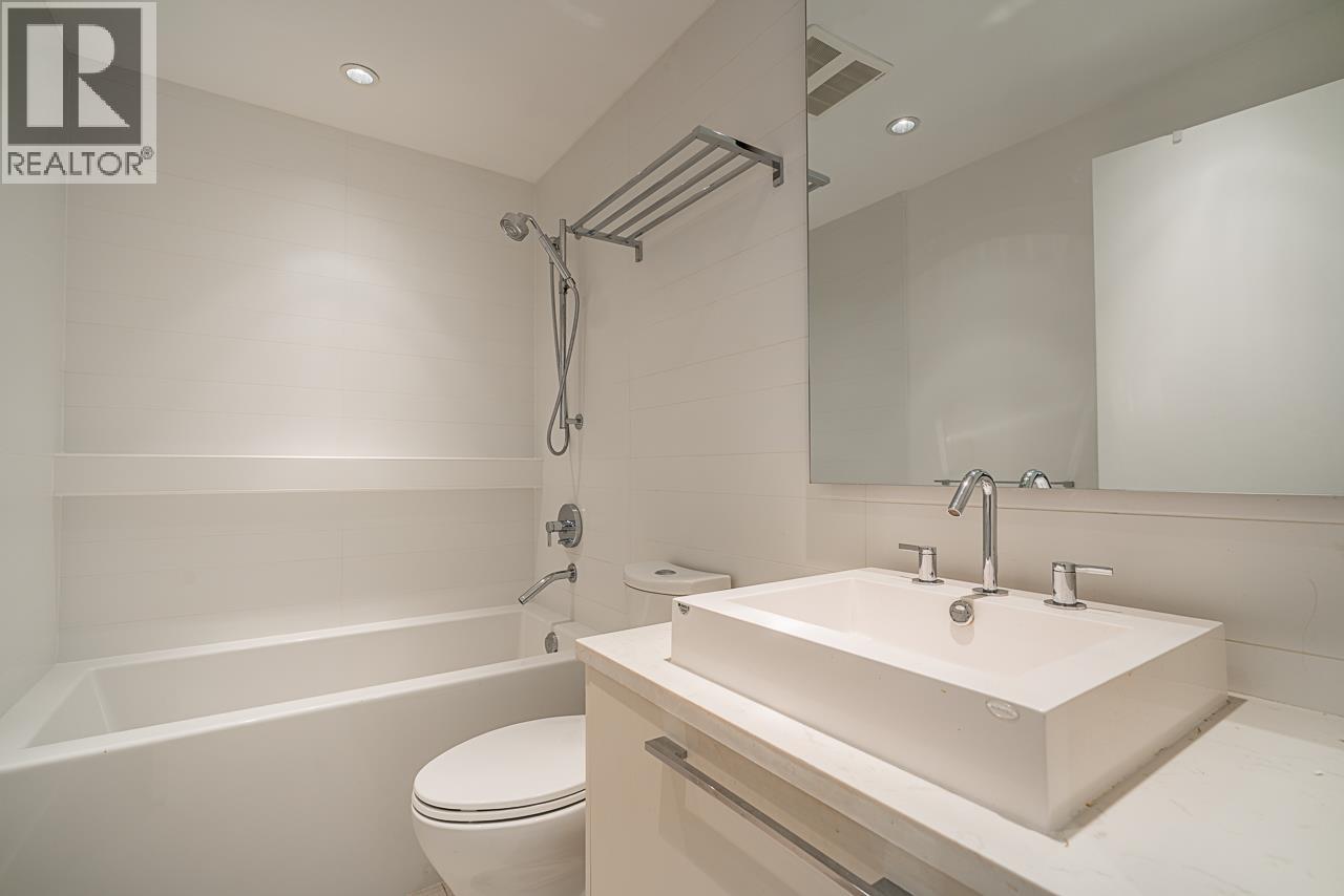 2401 7303 Noble Lane, Burnaby, British Columbia  V3N 0H2 - Photo 11 - R3066112