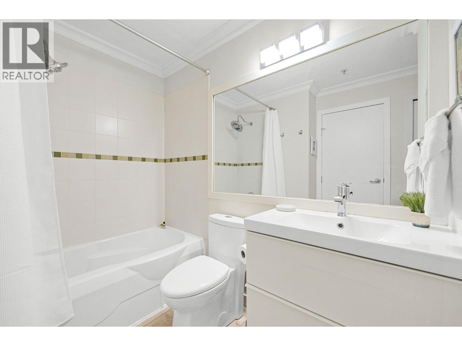 207 1388 Nelson Street, Vancouver, British Columbia  V6E 1J9 - Photo 13 - R3066117