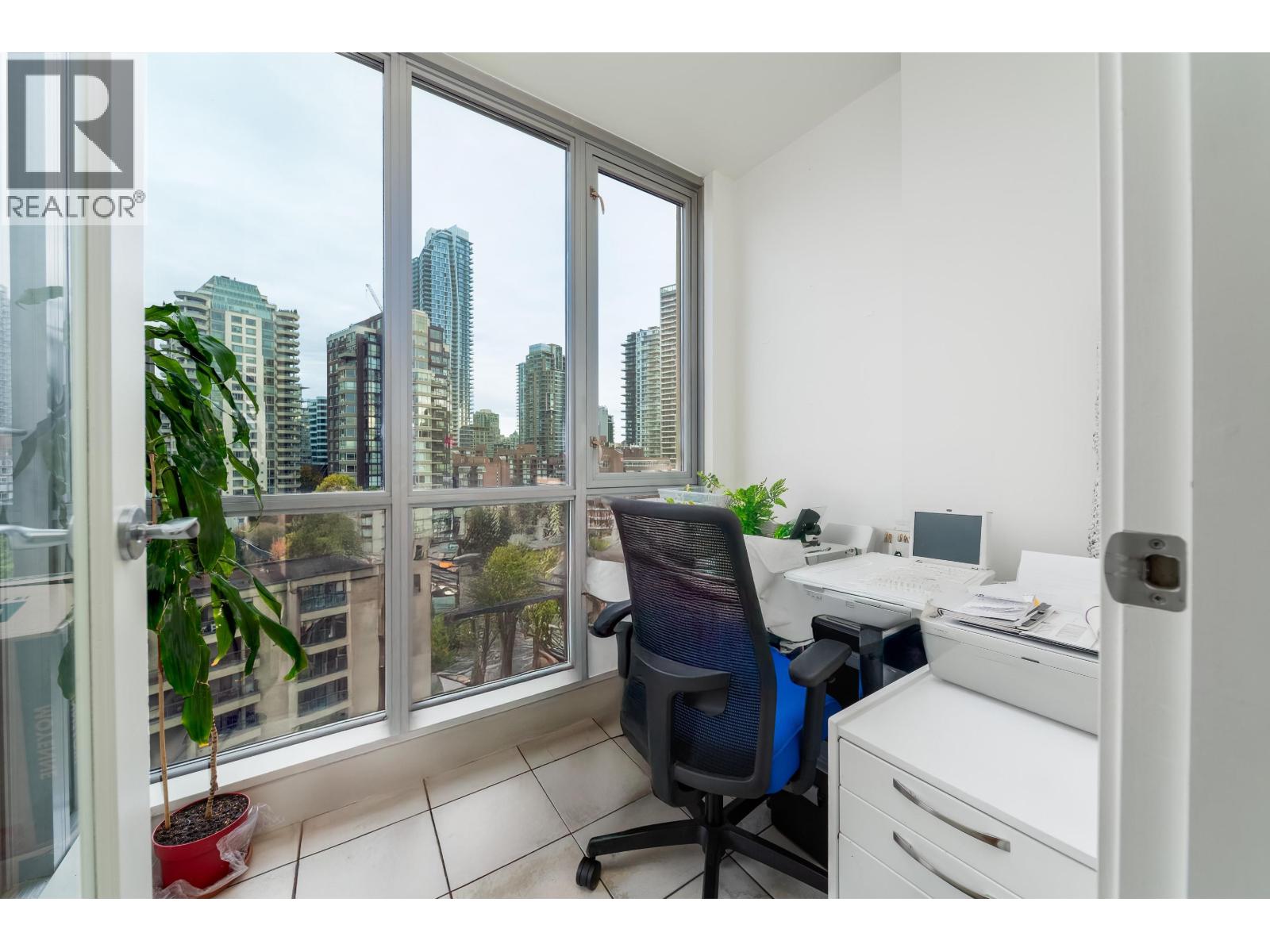 1506 1005 Beach Avenue, Vancouver, British Columbia  V6E 3W2 - Photo 12 - R3066129