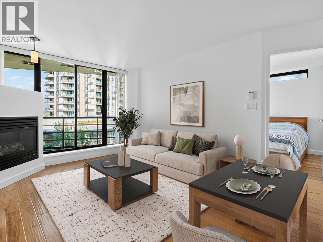 907 124 W 1st Street, North Vancouver, British Columbia  V7M 3N3 - Photo 2 - R3066140