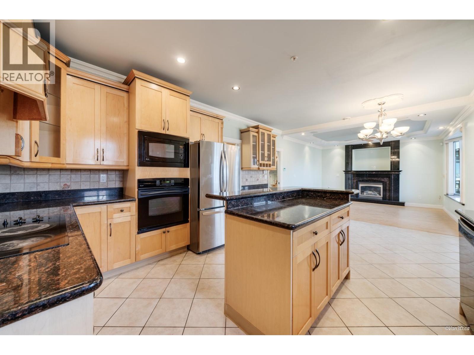 3559 Worthington Drive, Vancouver, British Columbia  V5M 3Y1 - Photo 10 - R3066147