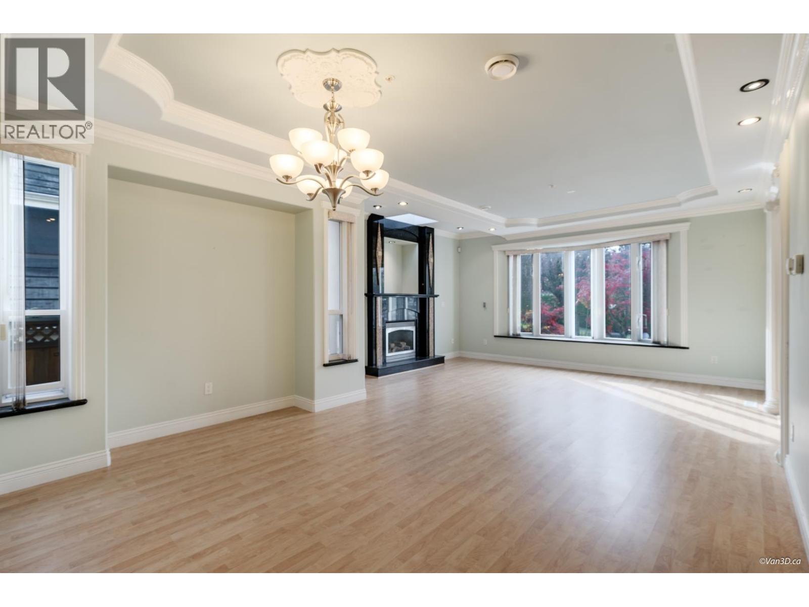 3559 Worthington Drive, Vancouver, British Columbia  V5M 3Y1 - Photo 5 - R3066147