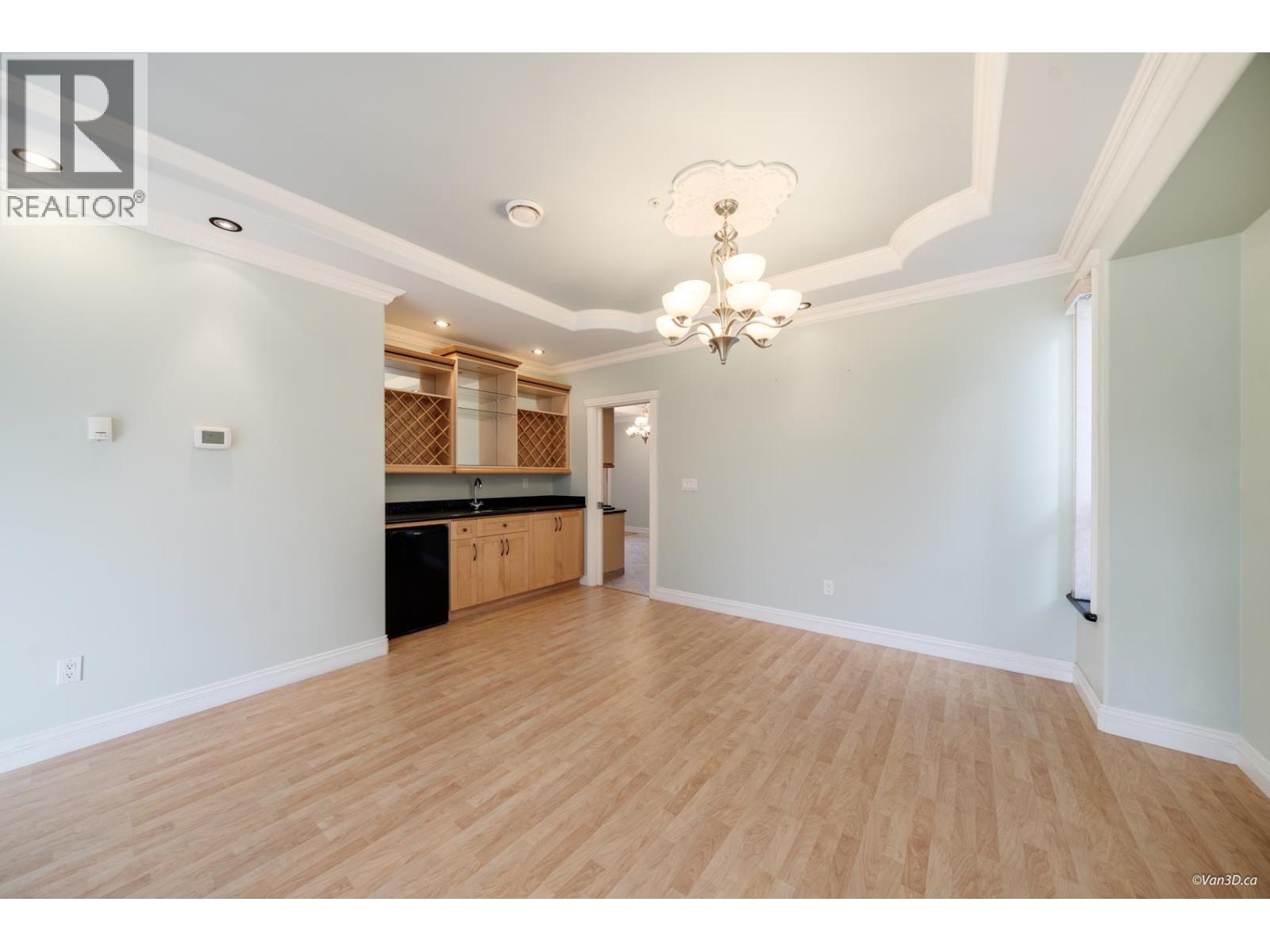 3559 Worthington Drive, Vancouver, British Columbia  V5M 3Y1 - Photo 6 - R3066147