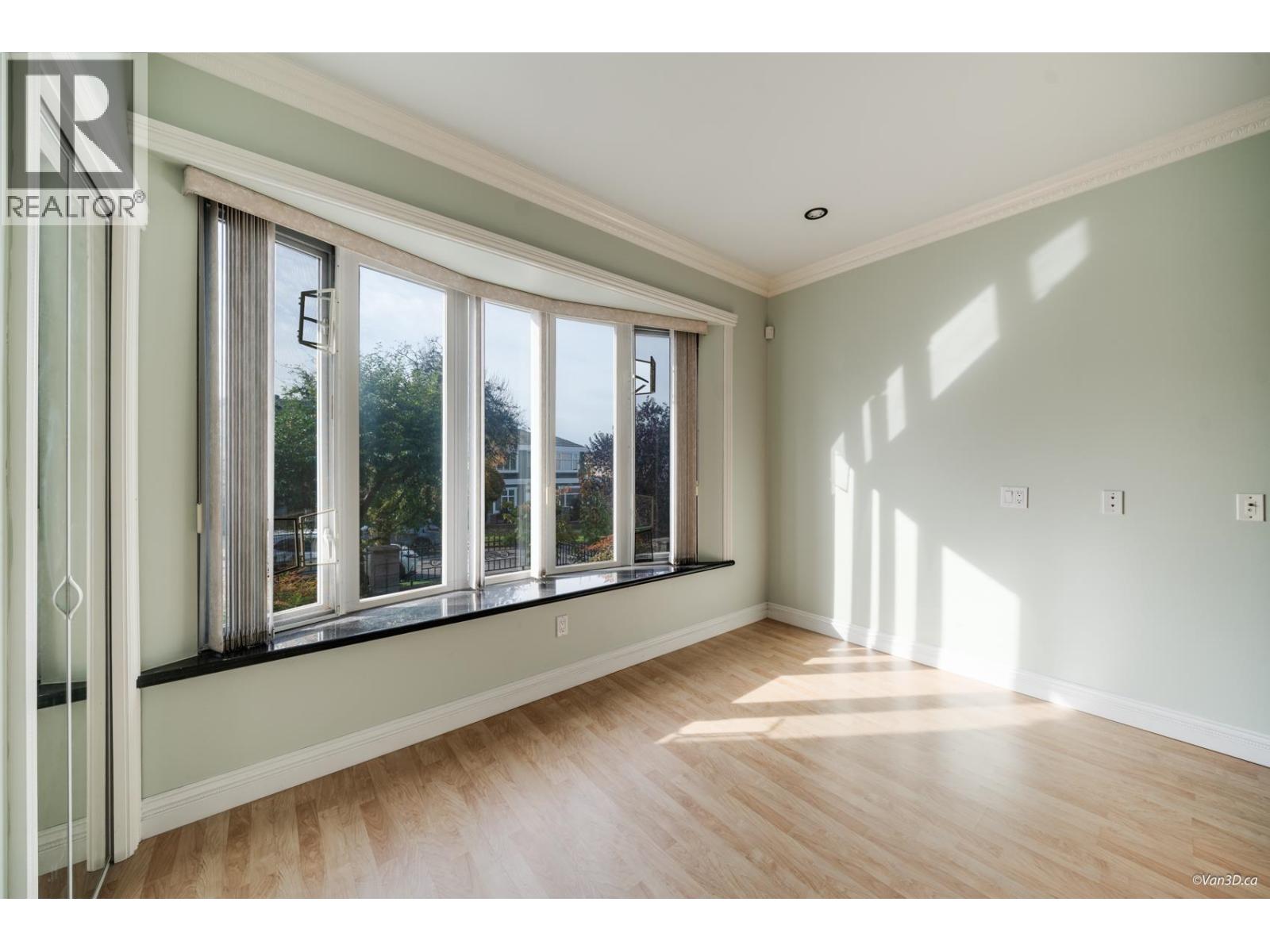 3559 Worthington Drive, Vancouver, British Columbia  V5M 3Y1 - Photo 8 - R3066147