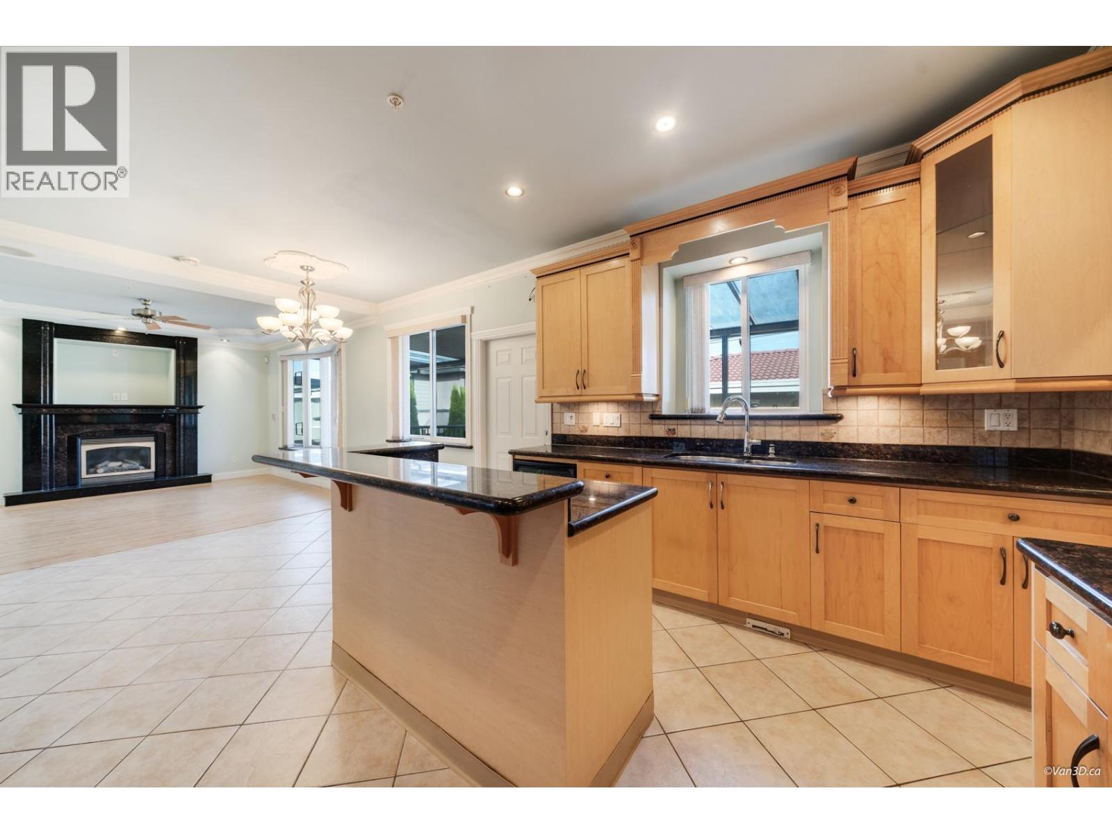 3559 Worthington Drive, Vancouver, British Columbia  V5M 3Y1 - Photo 9 - R3066147