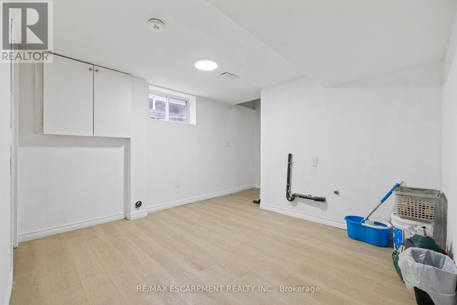 19 Winthrop Place, Hamilton, Ontario  L8G 3M3 - Photo 26 - X12529498