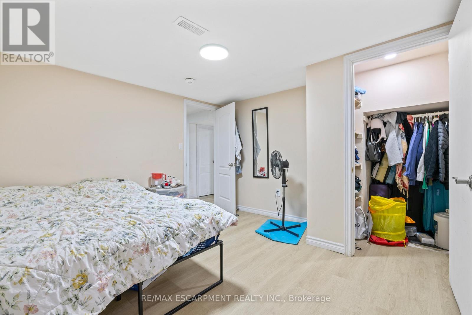 19 Winthrop Place, Hamilton, Ontario  L8G 3M3 - Photo 31 - X12529498