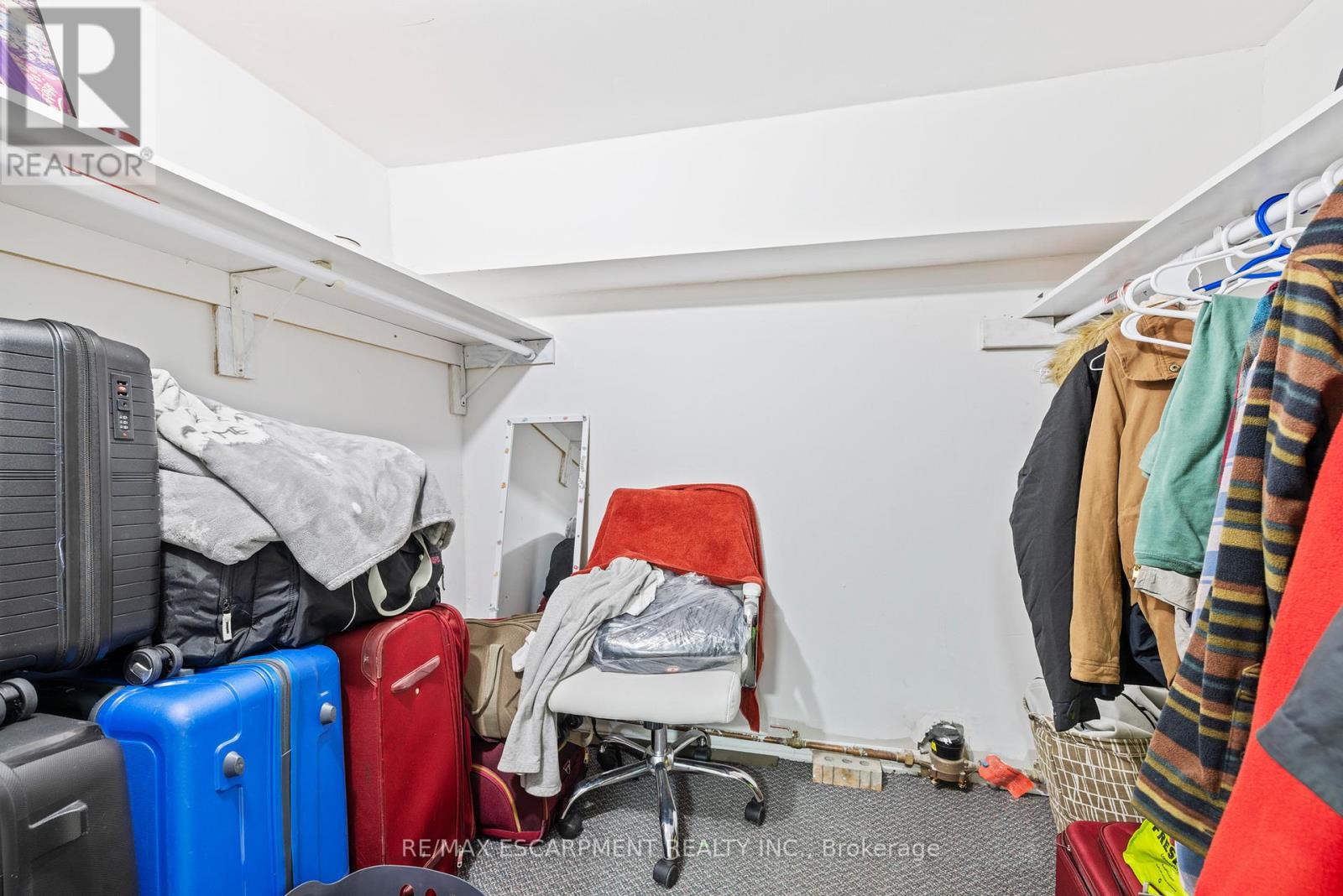 19 Winthrop Place, Hamilton, Ontario  L8G 3M3 - Photo 40 - X12529498