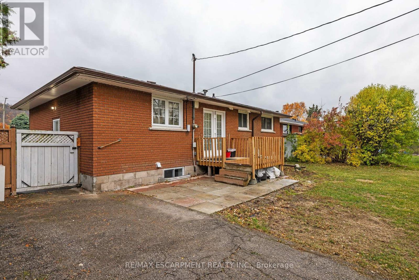 19 Winthrop Place, Hamilton, Ontario  L8G 3M3 - Photo 50 - X12529498