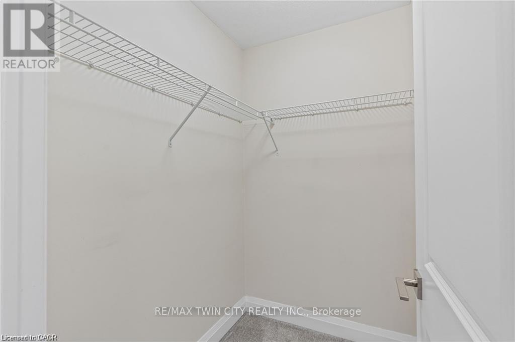 34 Sportsman Hill Street, Kitchener, Ontario  N2P 0J3 - Photo 24 - X12529538