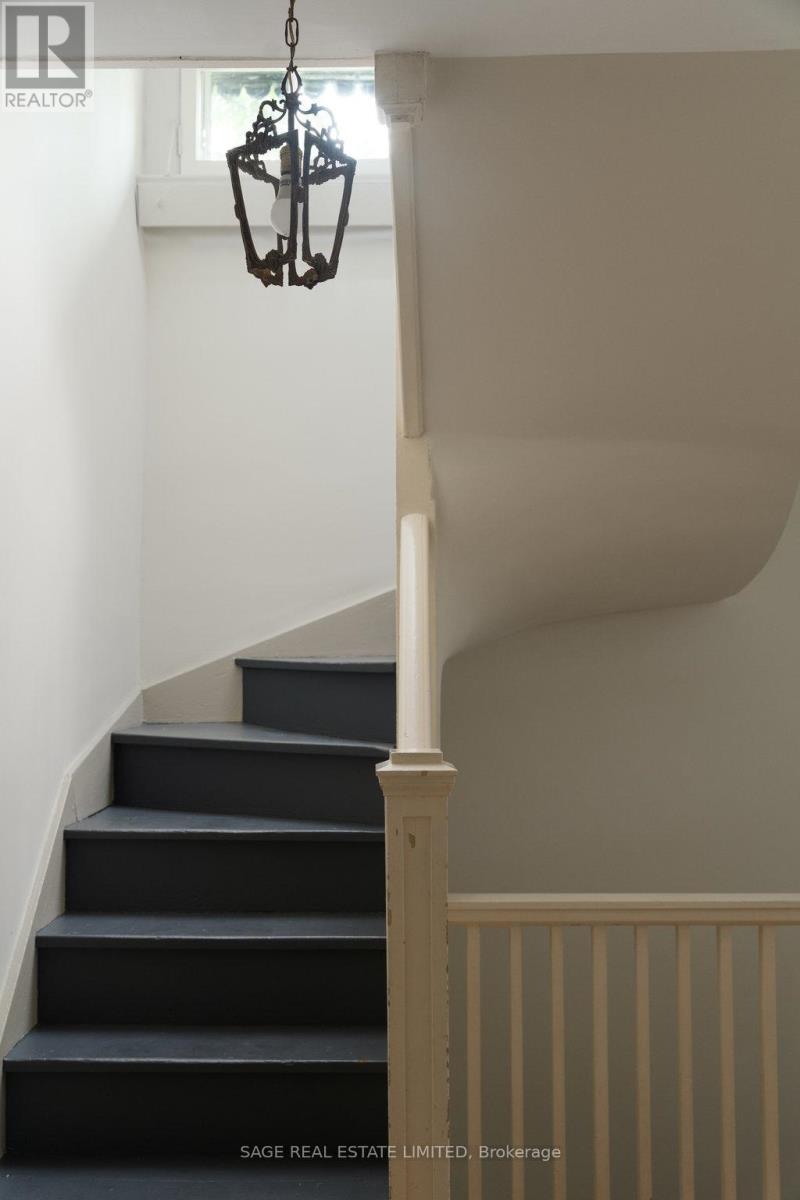 36 Mountwood Avenue, Hamilton, Ontario  L8N 2G9 - Photo 29 - X12529548