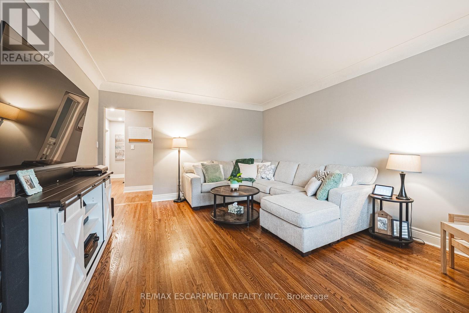 307 East 33rd Street, Hamilton, Ontario  L8V 3T9 - Photo 15 - X12529566