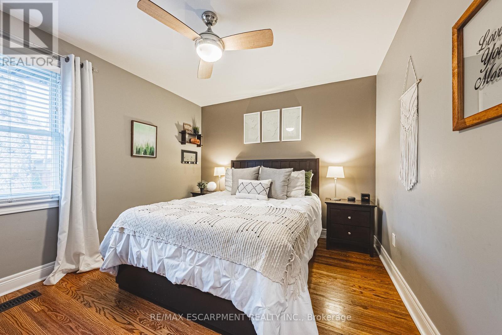 307 East 33rd Street, Hamilton, Ontario  L8V 3T9 - Photo 24 - X12529566