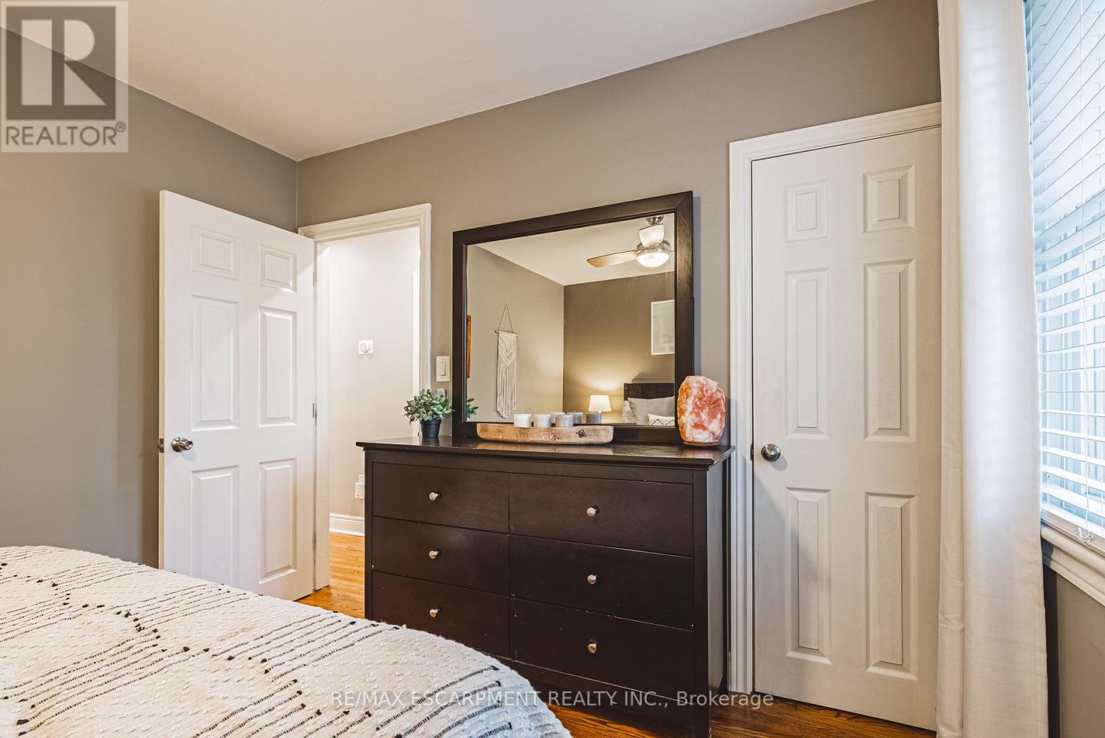 307 East 33rd Street, Hamilton, Ontario  L8V 3T9 - Photo 26 - X12529566