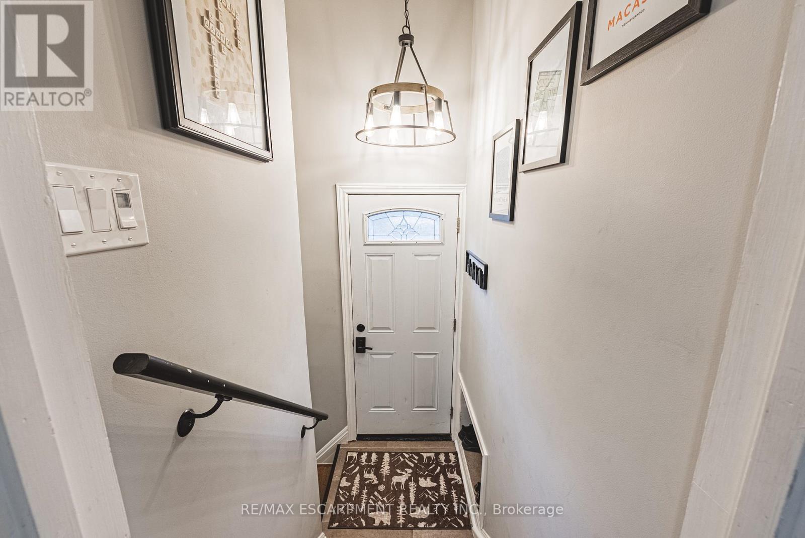 307 East 33rd Street, Hamilton, Ontario  L8V 3T9 - Photo 27 - X12529566