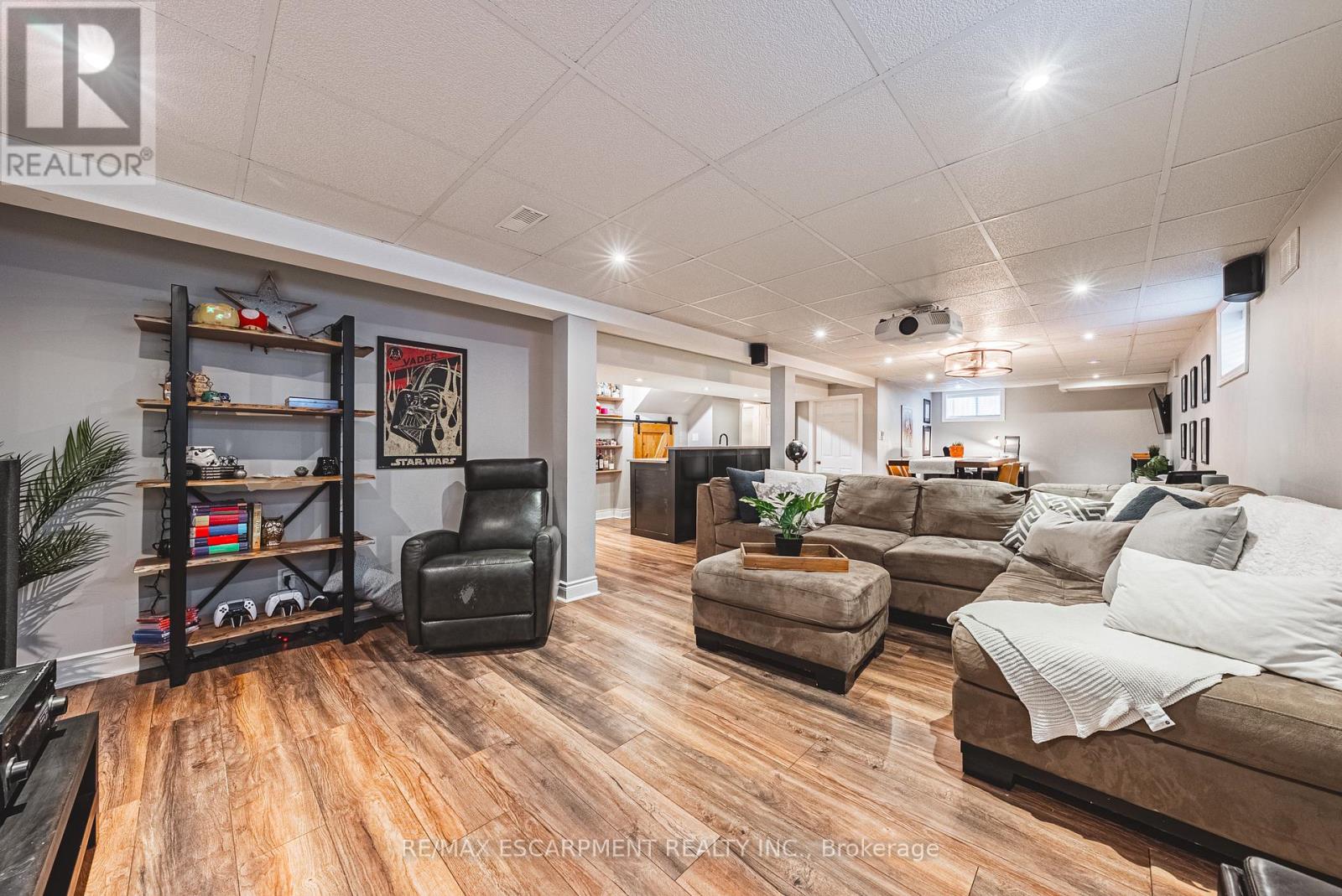 307 East 33rd Street, Hamilton, Ontario  L8V 3T9 - Photo 29 - X12529566