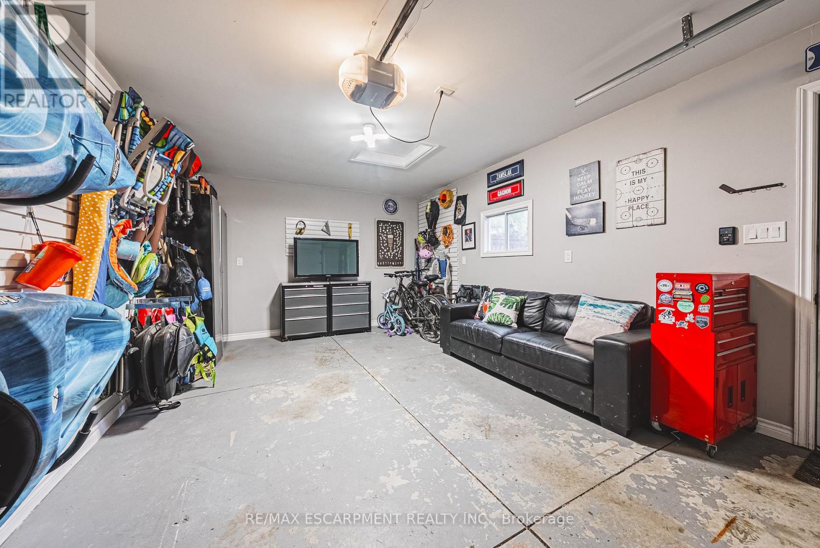 307 East 33rd Street, Hamilton, Ontario  L8V 3T9 - Photo 34 - X12529566