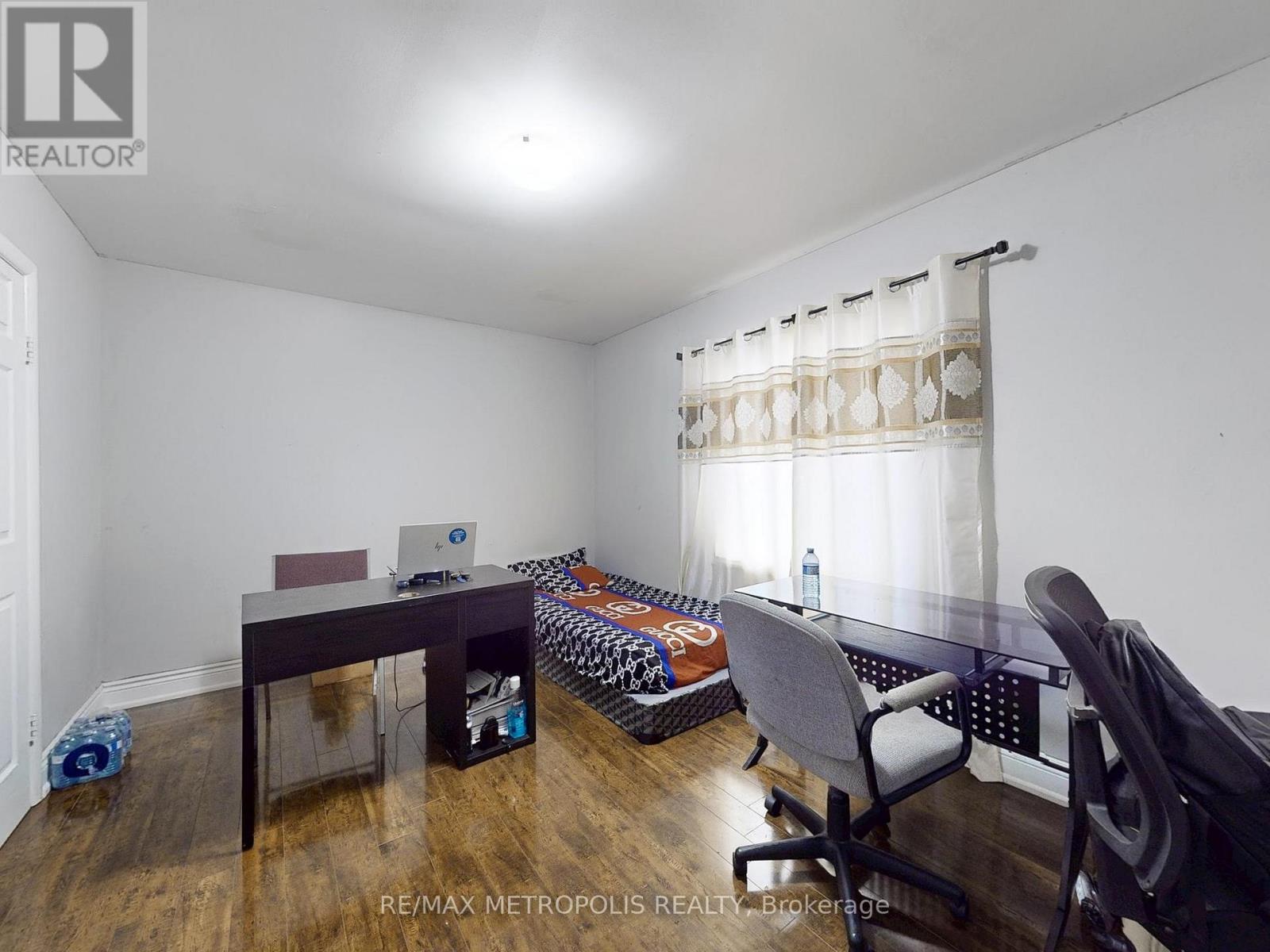 180 King Street N, Waterloo, Ontario  N2J 2Y5 - Photo 18 - X12529574