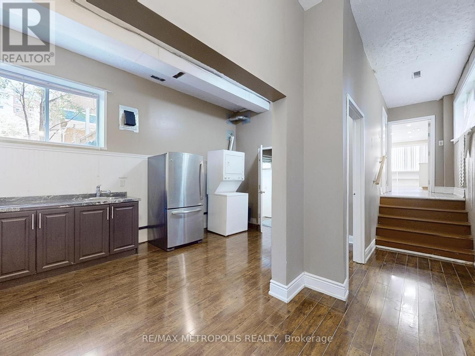 180 King Street N, Waterloo, Ontario  N2J 2Y5 - Photo 27 - X12529574