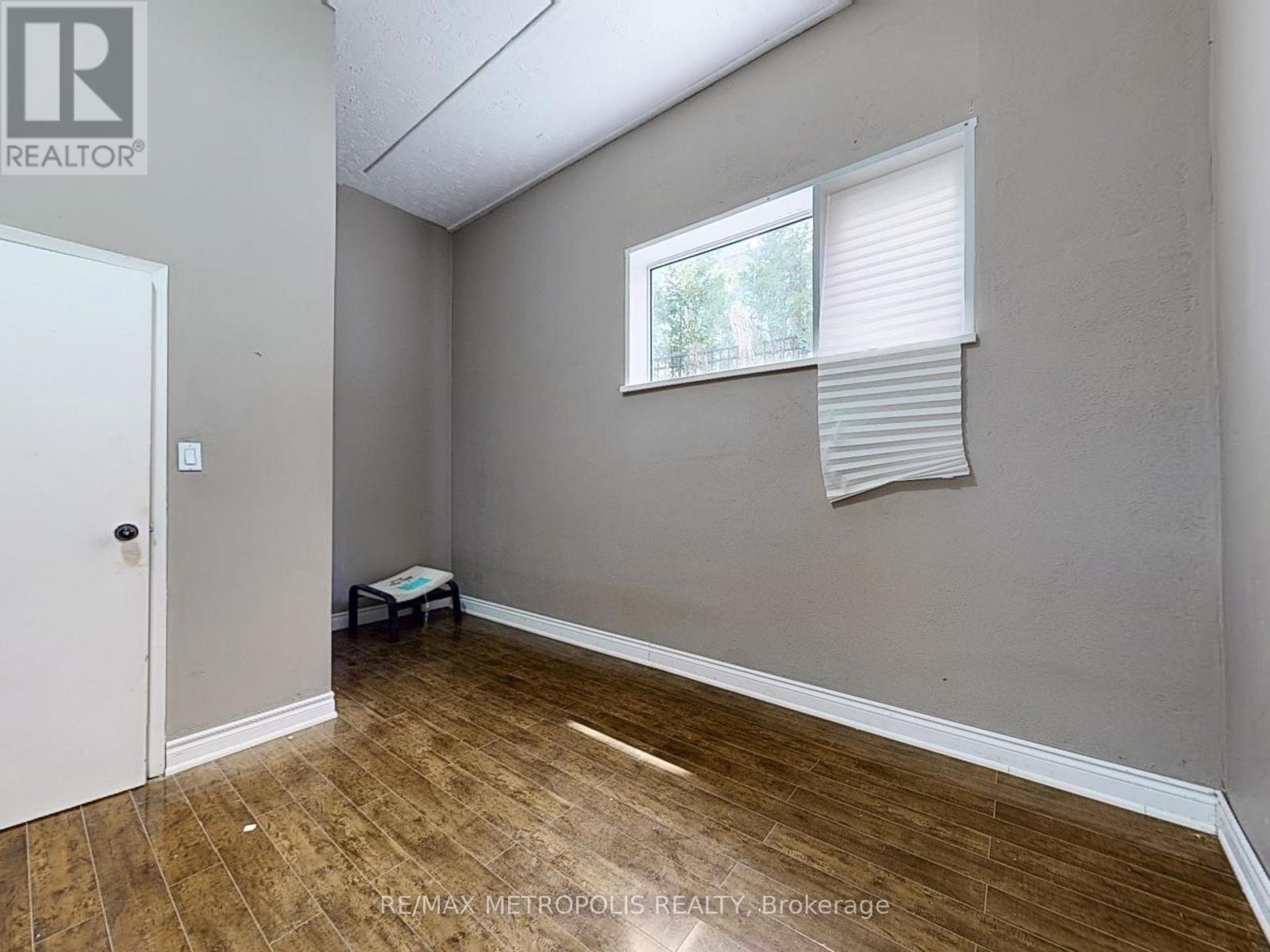 180 King Street N, Waterloo, Ontario  N2J 2Y5 - Photo 32 - X12529574