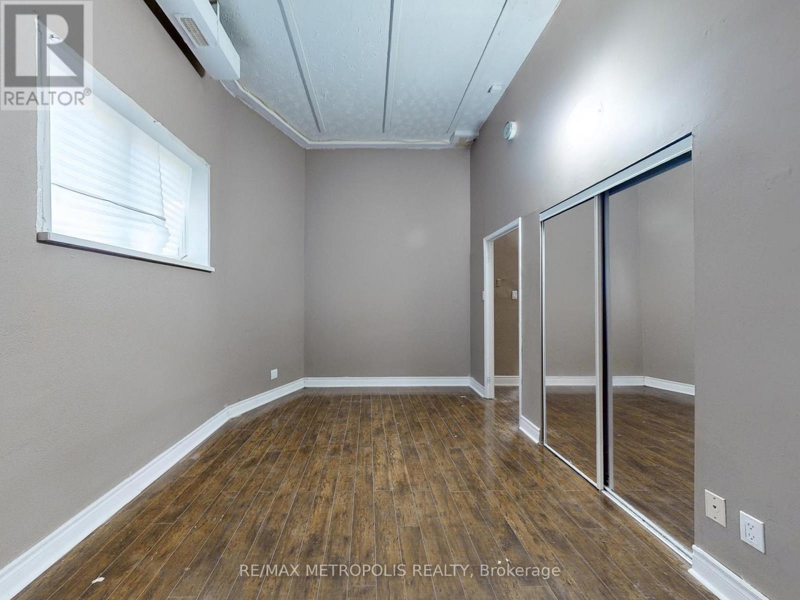 180 King Street N, Waterloo, Ontario  N2J 2Y5 - Photo 37 - X12529574