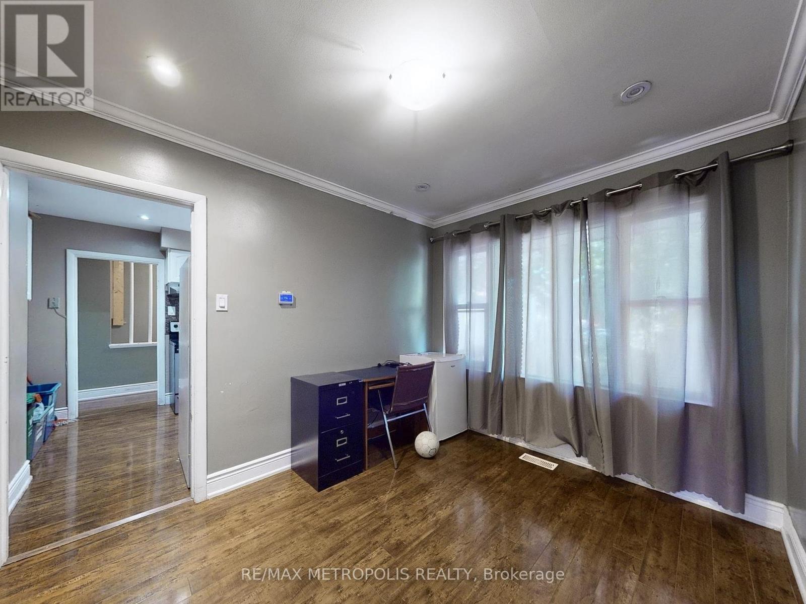 180 King Street N, Waterloo, Ontario  N2J 2Y5 - Photo 7 - X12529574