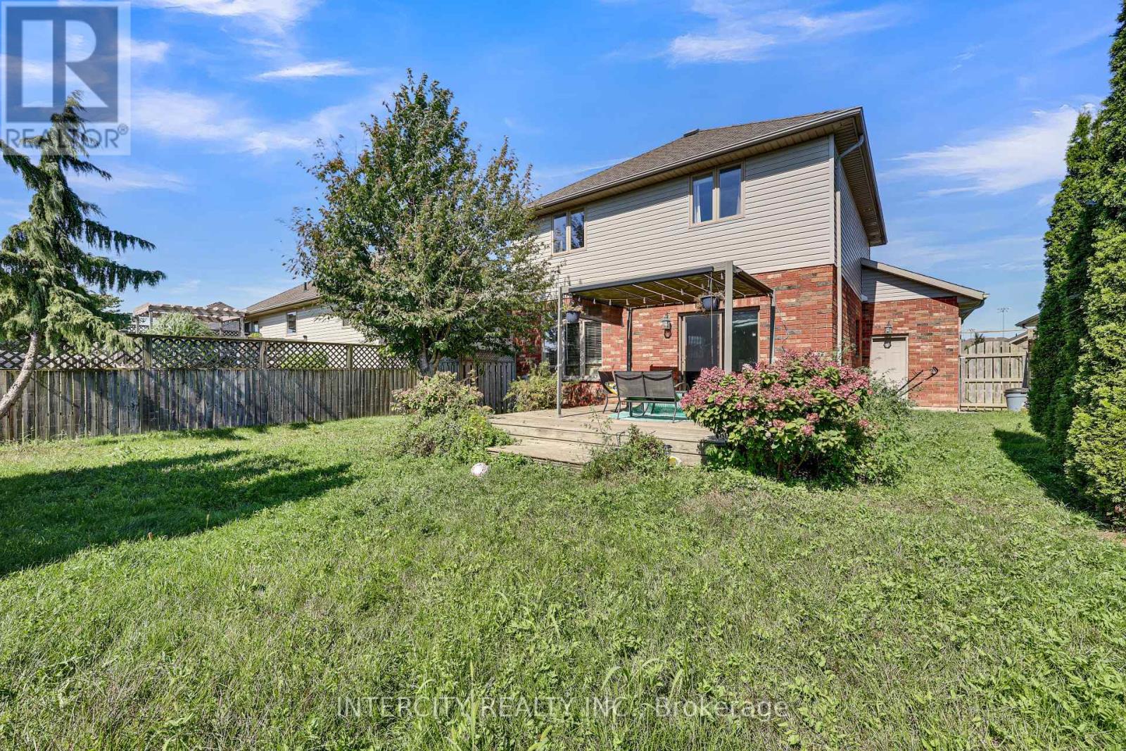 82 Molengraaf Way, Chatham-Kent, Ontario  N7M 0A2 - Photo 28 - X12529610