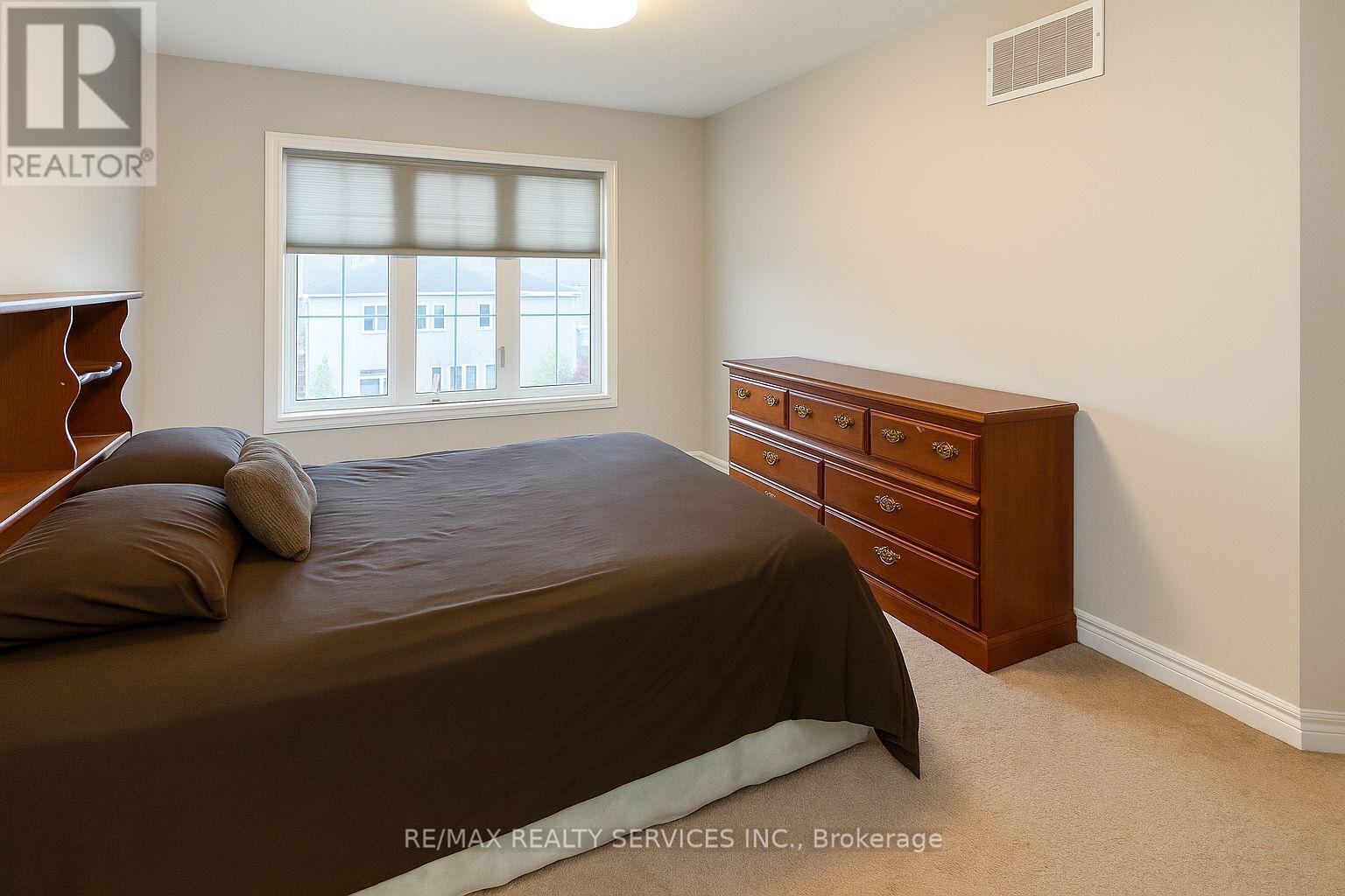 35 - 113 Hartley Avenue, Brant, Ontario  N3L 0K8 - Photo 7 - X12529672