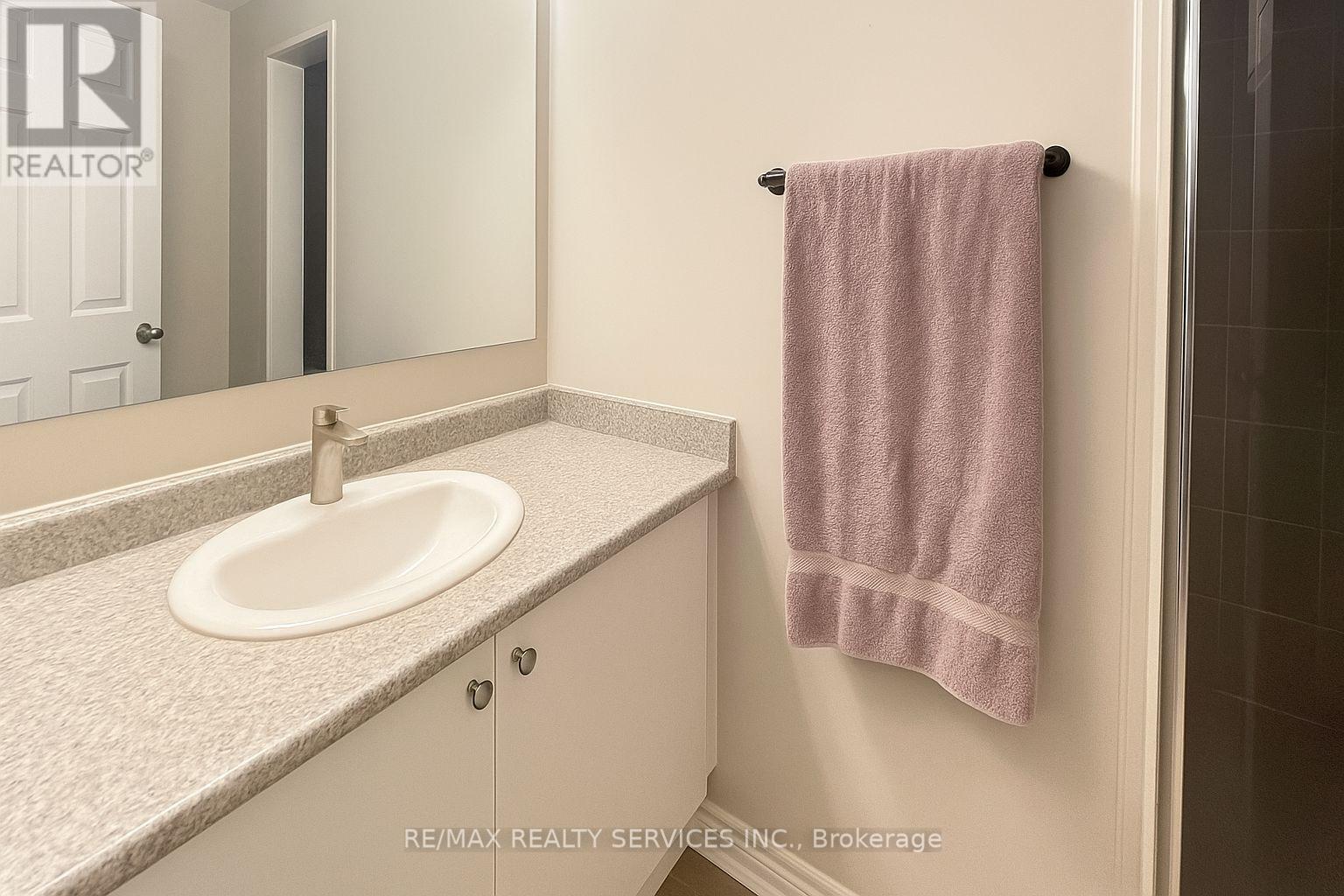 35 - 113 Hartley Avenue, Brant, Ontario  N3L 0K8 - Photo 8 - X12529672