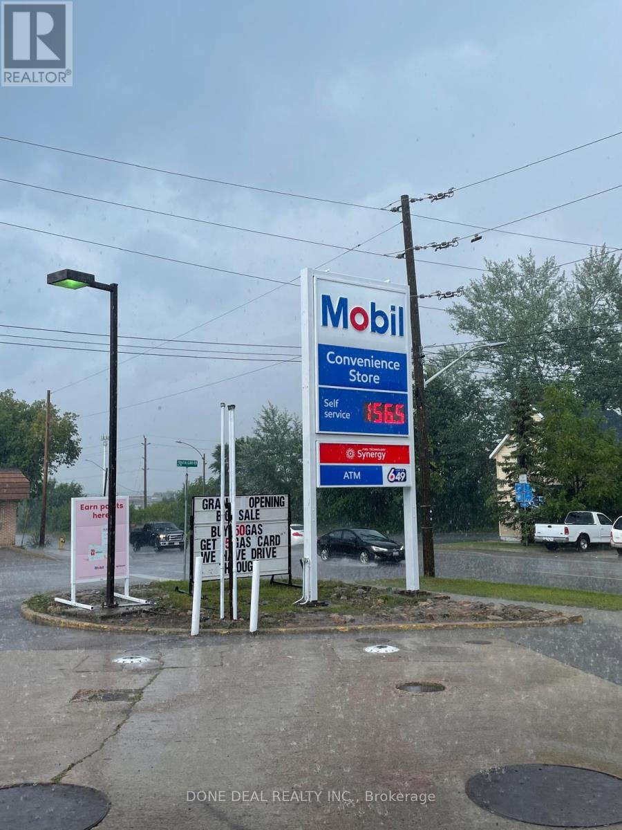 640 Pembroke Street W, Pembroke, Ontario  K8A 5P3 - Photo 8 - X12529700