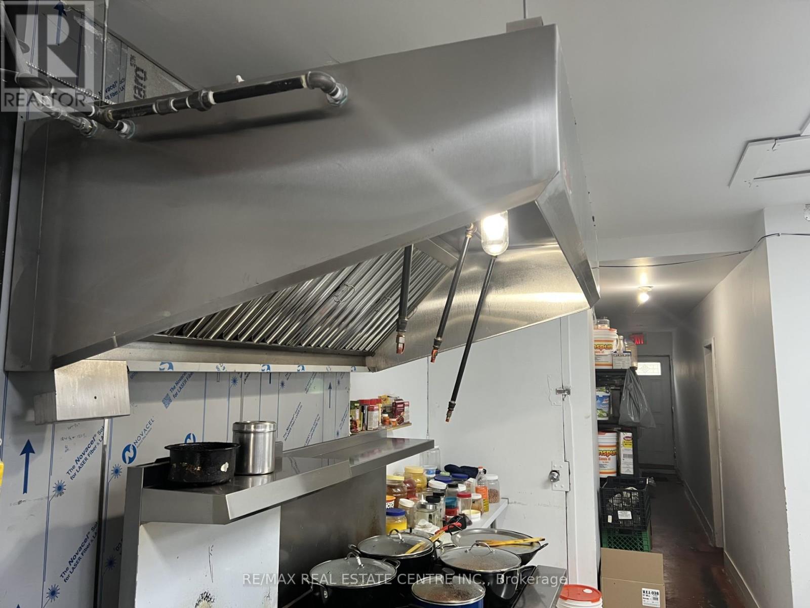 1155 University Avenue W, Windsor, Ontario  N9A 5T1 - Photo 8 - X12529712