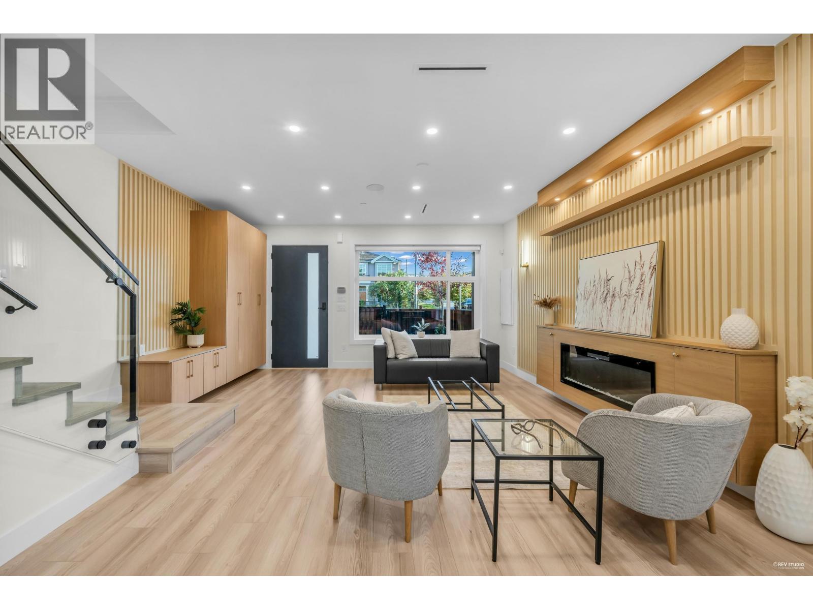 1 2705 East 3rd Avenue, Vancouver, British Columbia  V5M 1H3 - Photo 3 - R3051334