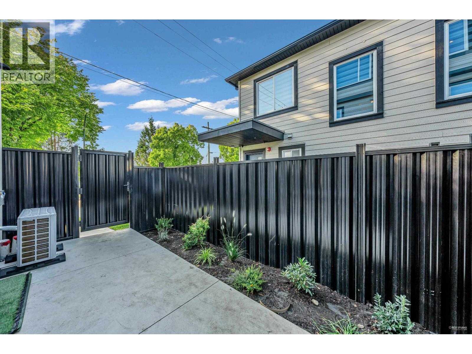 1 2705 East 3rd Avenue, Vancouver, British Columbia  V5M 1H3 - Photo 11 - R3051334