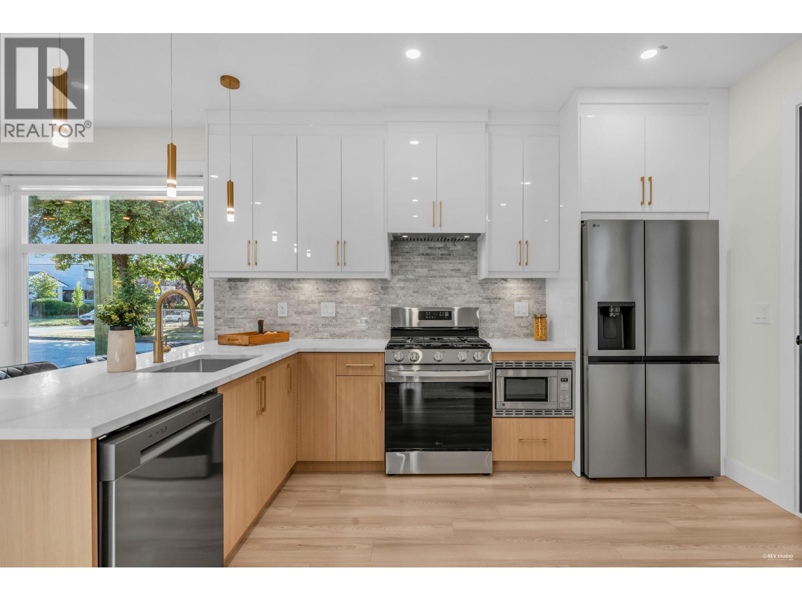 1 2705 East 3rd Avenue, Vancouver, British Columbia  V5M 1H3 - Photo 5 - R3051334