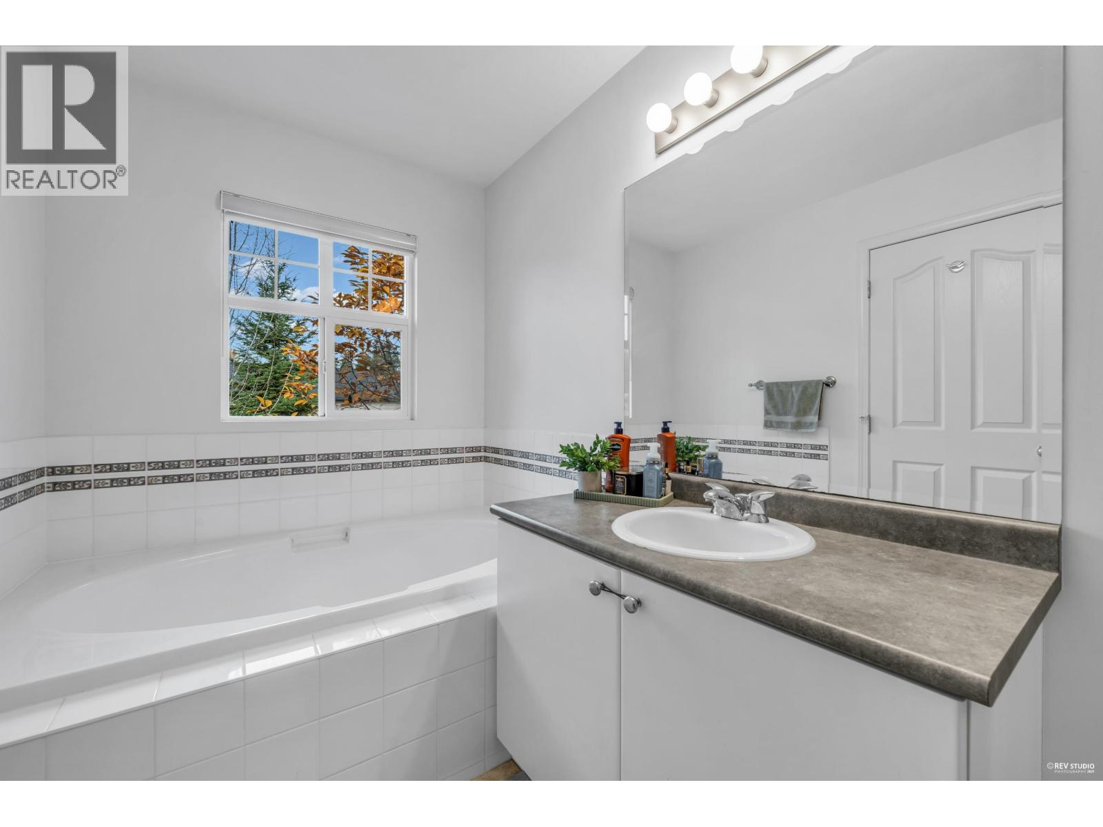 24342 102b Avenue, Maple Ridge, British Columbia  V2W 1Y2 - Photo 26 - R3065673