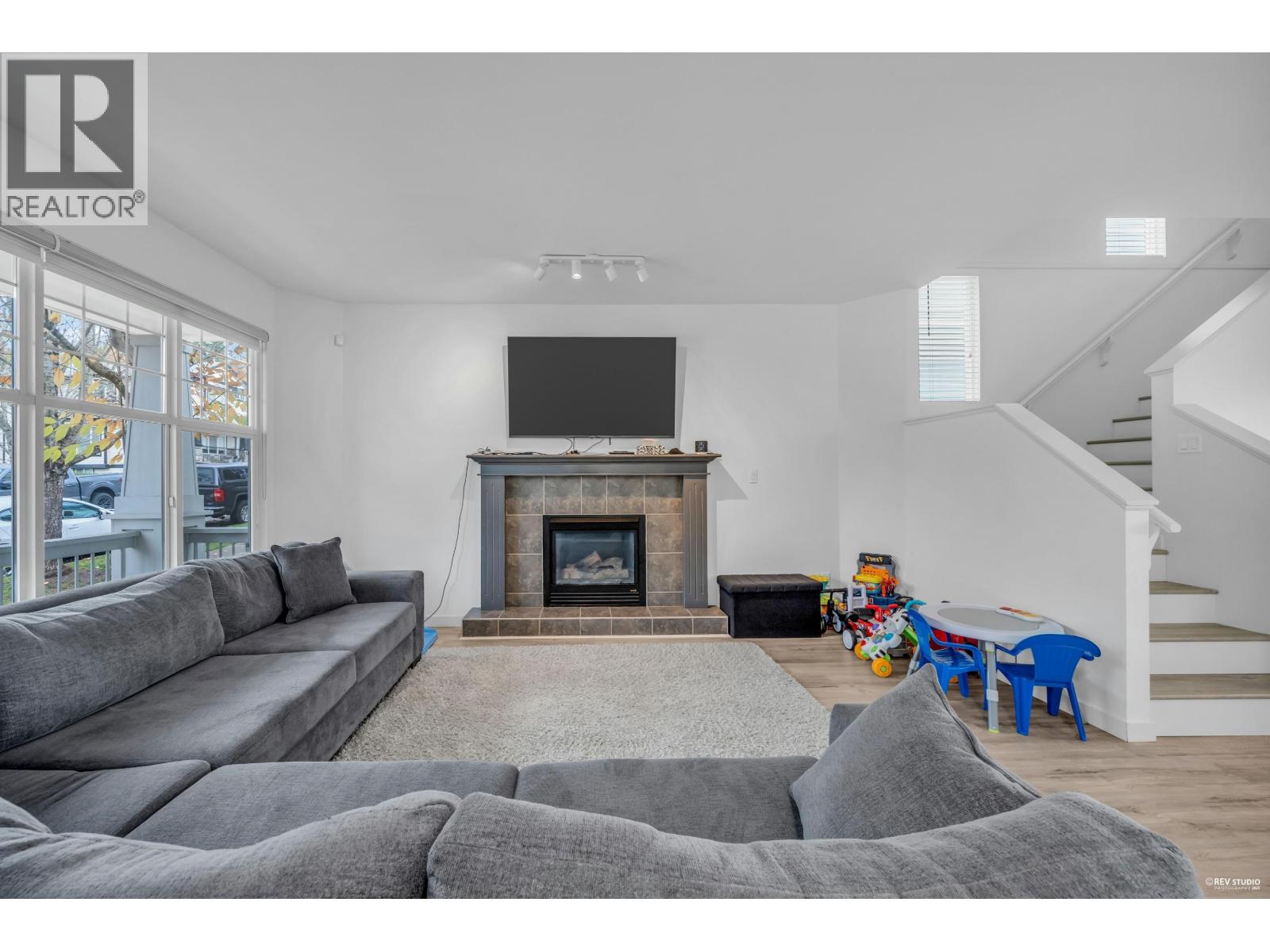 24342 102b Avenue, Maple Ridge, British Columbia  V2W 1Y2 - Photo 15 - R3065673