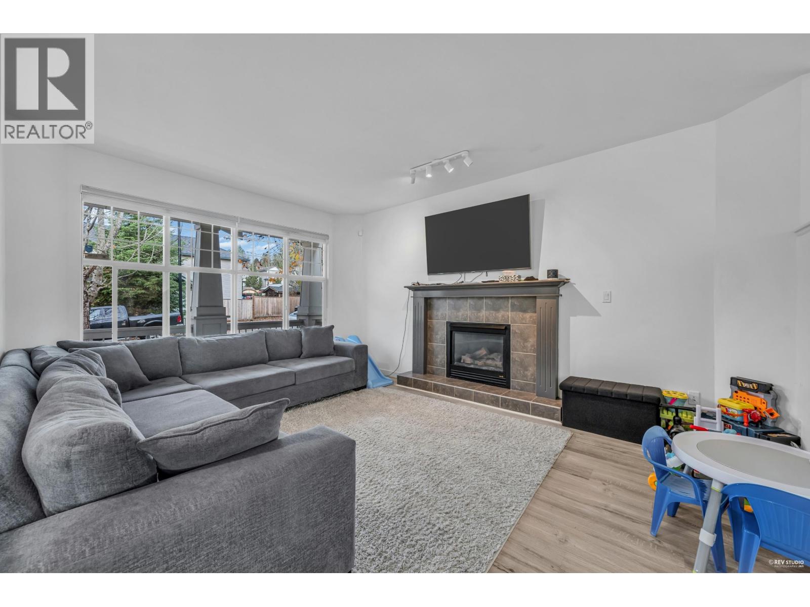 24342 102b Avenue, Maple Ridge, British Columbia  V2W 1Y2 - Photo 16 - R3065673