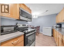 302 371 ELLESMERE AVENUE, Burnaby, British Columbia