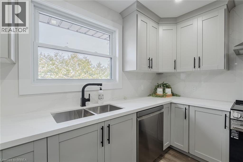 11 Royal Oak Drive, Brantford, Ontario  N3R 7P2 - Photo 18 - 40786124