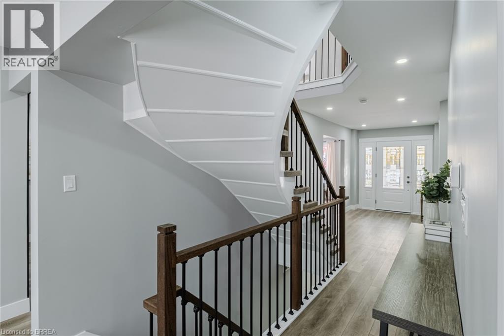 11 Royal Oak Drive, Brantford, Ontario  N3R 7P2 - Photo 9 - 40786124