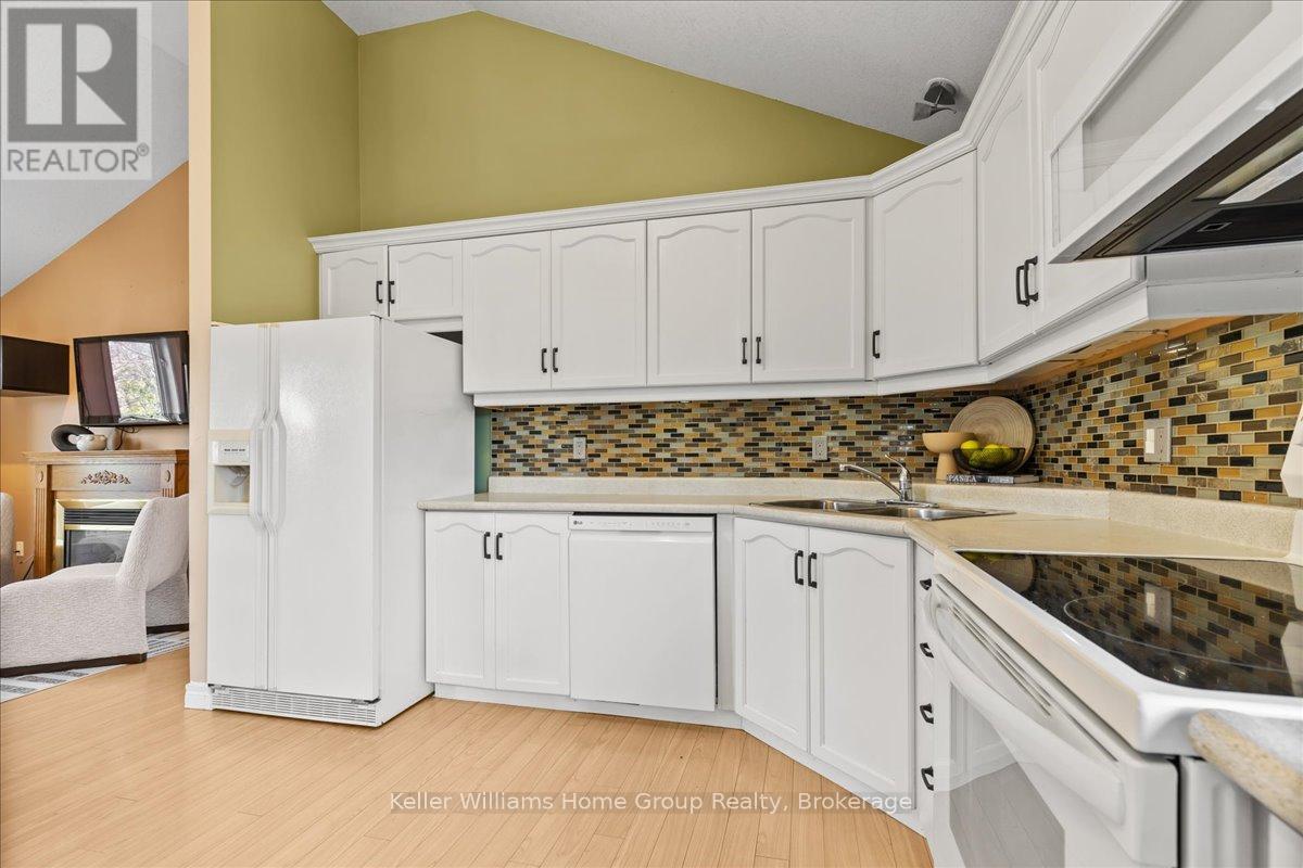 431 Starwood Drive, Guelph, Ontario  N1E 7A4 - Photo 6 - X12517788